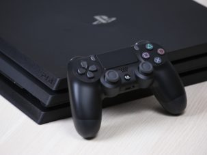 Playstation-4-pristavka
